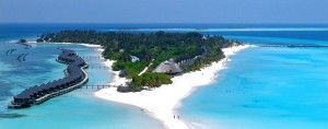 Kuredu Island Resort & Sangu Water Villas auf dem Lhaviyani Atoll mit 6-Loch-Golfplatz