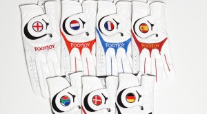 FootJoy goes Fußball: Golfhandschuhe speziell zur WM 2010 im Landesflaggen-Design