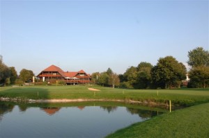 Golf & Gourmet: Turnierserie ‚München spielt Golf‘ macht Station im Golf-Club Olching mit Dining-Range von Starkoch Marquard