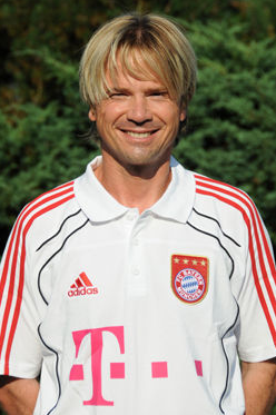 FC-Bayern-Trainer führt Life Kinetik ins Golf ein