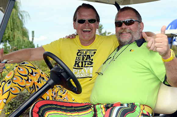 Bei den Golfwochen geht es nicht immer nur traditionell, sondern auch farbenfroh und lustig zu - Photocredit: KöGoWo