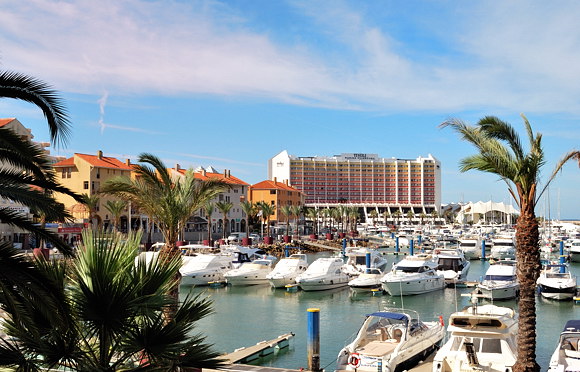 Sightseeing, Entertainment, Shopping, Yachten, viele Restaurants und Sauberkeit - die Merkmale des Ortes Vilamoura