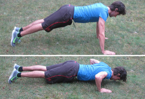 Golf-Fitness im Winter: Liegestütz mit Aufdrehung