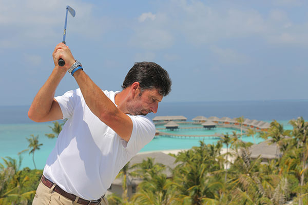 Olazabal-Golf-Malediven-Fotocredit-Tom-Tavel