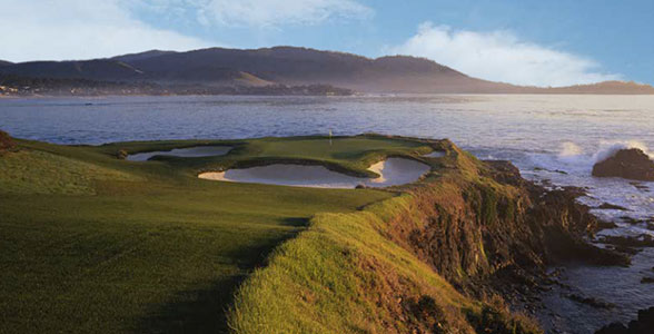 Signature Hole von Pebble Beach Golf Links Anfang an war Bahn Nr. 7, ein Par-3 mit 97 Metern. 