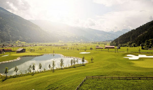Golf-Trend im Zillertal: GolfLodge mit exklusiven Suiten am Golfplatz