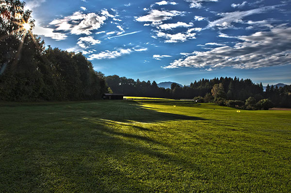 Golfclub-Iffeldorf-Driving-Range-Fotocredit-exklusiv-golfen