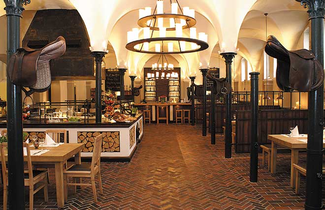 Graeflicher-Park-Bad-Driburg-Restaurant-Pferdestall