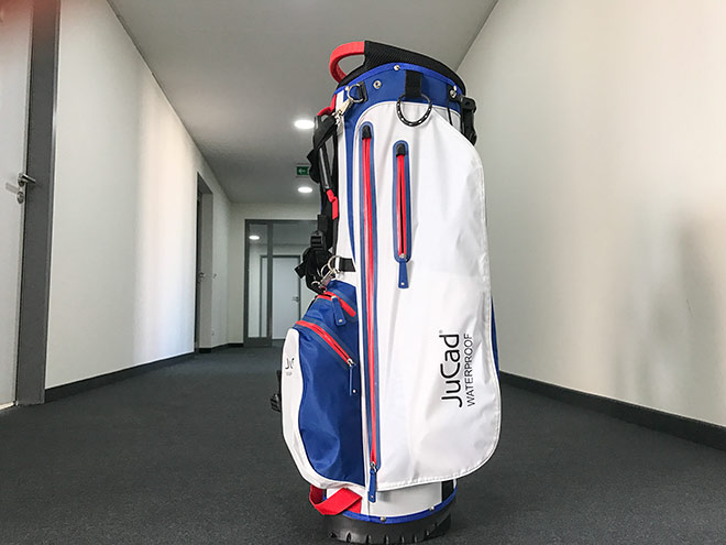 Von oben bis unten super durchdacht: JuCad 2in1 Golfbag. Perfekt geeignet für ein sinnvolles Weihnachtsgeschenk!