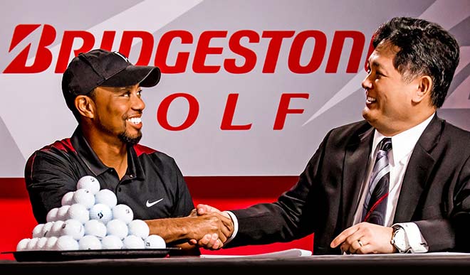 Ab sofort spielt Tiger Woods Bridgestone