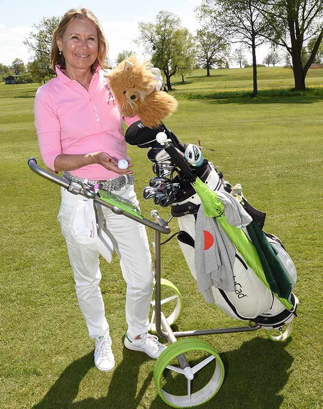 Sybille Beckenbauer mit ihrem JuCad. Fotocredit: Wolfgang Breiteneicher, SchneiderPress