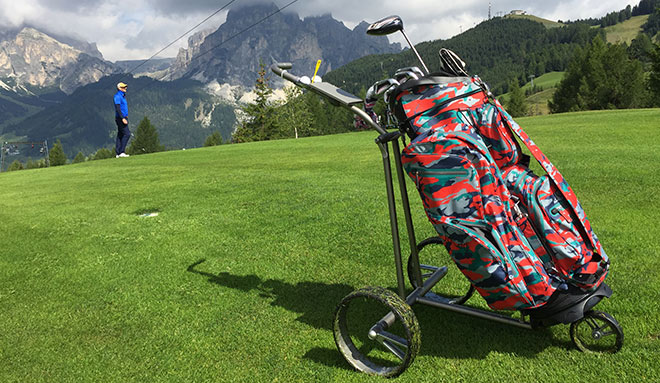 Mit dem JuCad Phantom macht man nicht nur eine tolle Figur auf dem Golfplatz! Golftrolley als Geldanlage!