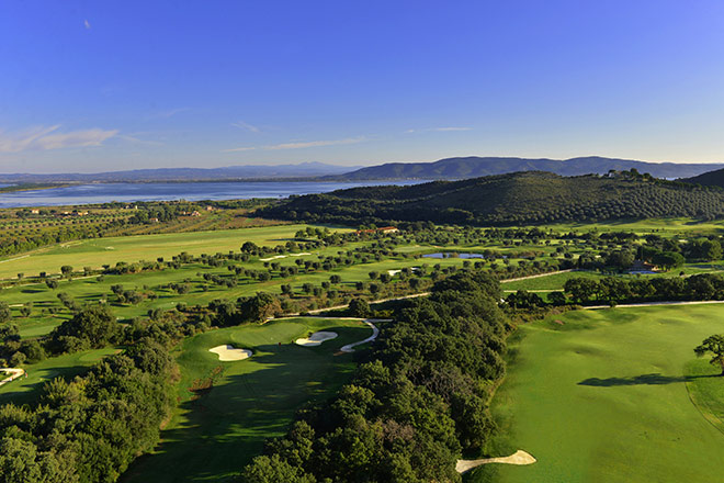 Golfen mit Meerblick: Argentario Golf Resort & Spa jetzt mit exklusiven Immobilien Toskana