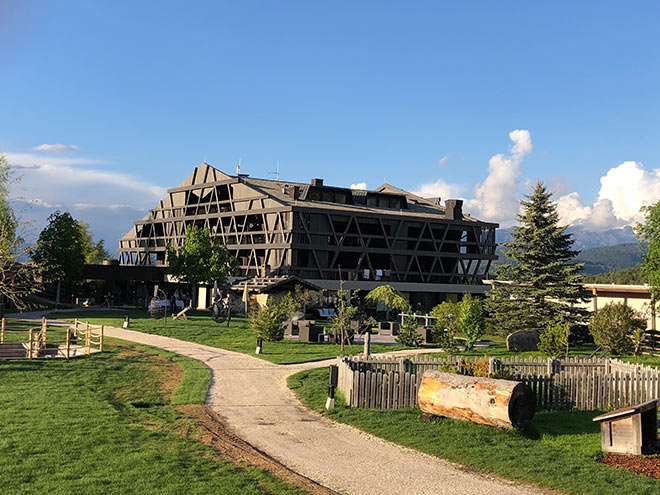 Die Hotel Pfösl Architektur ist für Südtirol einmalig. 