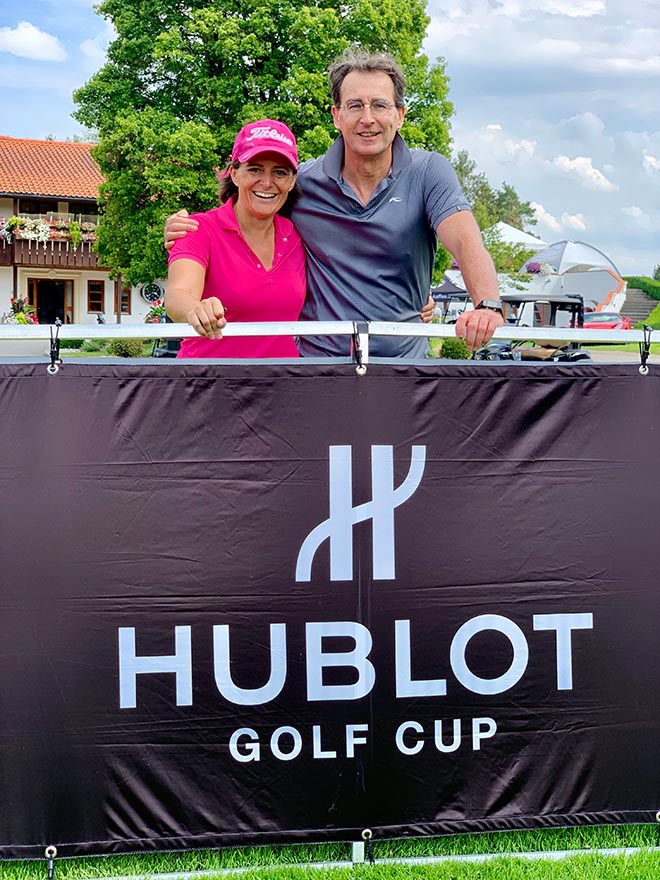 Zwei Golfmedien in einem Flight: Silvia Niedworok von golf.de und Jürgen Mayer von exklusiv-golfen.de