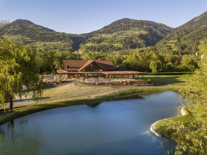 Dolomitengolf Resort startet mit neuem Clubhouse in die neue Golfsaison. Fotocredit: Hamacher Hotels