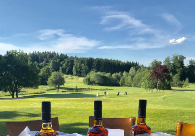 Whisky und Golf