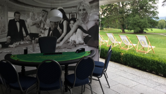 Bild aus Zeiten vor Corona: Nach vielen Golfturnieren gab es Casino-Feeling im Clubhaus.