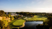 An der Costa Dorada: Golfresort 'Infinitum' mit Immobilien am Meer