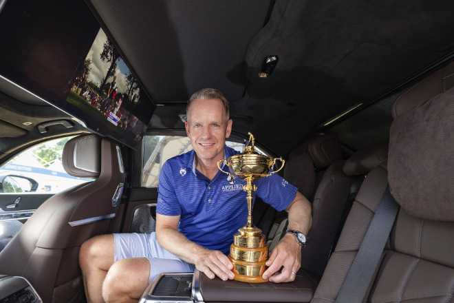 Ryder Cup Captain Team Europe Luke Donald in München findet den Livestream gut! Fotocredit: BMW AG