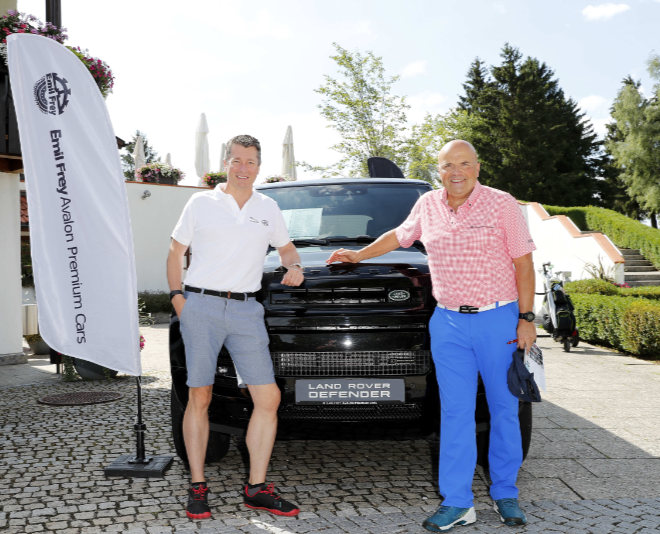 Denis Roland von Emil Frey Avalon Premium Cars mit Christof Reutlinger von Emil Frey aus Zürich gingen gemeinsam auf die Runde. Fotocredit: APU. Manuel Tilgner