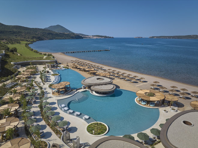 Eigener Strand vom Mandarin Oriental, Costa Navarino