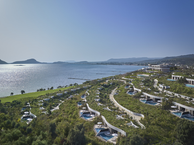 Insgesamt 99 Villen mit Golfplatz- und Meer-Blick gehören zum Mandarin Oriental, Costa Navarino