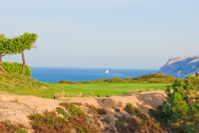 Oitavos Dunes ist einer von sieben Golfcourses Portugal, welche im Golfpass enthalten sind.