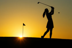 Die goldene Stunde auf dem Golfplatz: Ideales Mitochondrien-Licht