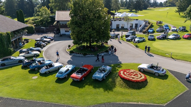 32 Fahrzeuge bei 64 Teilnehmenden beim diesjährigen "Classic Cars & Golf" im MGC (Foto: Ludwig Noack)