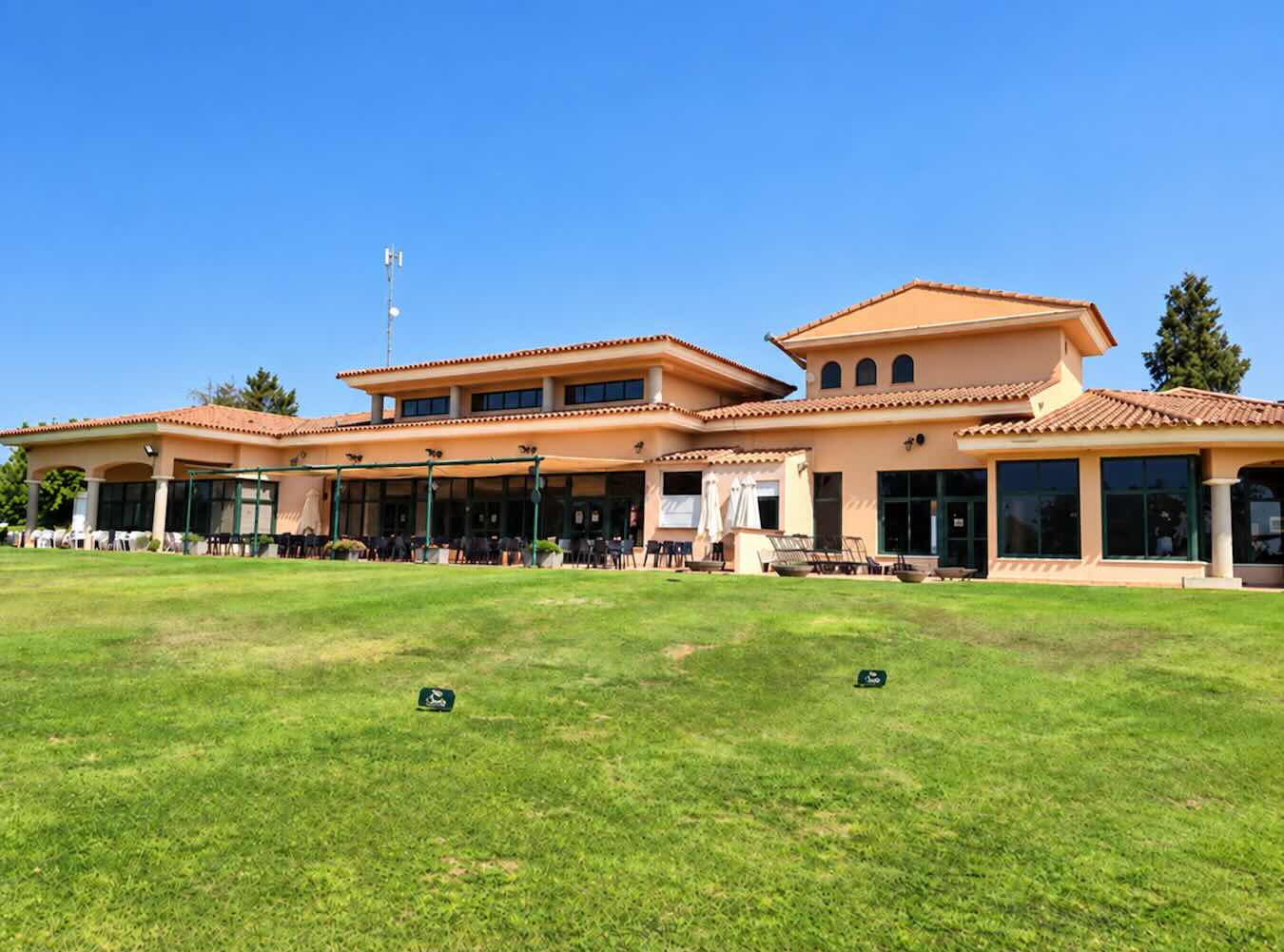 Clubhaus des von Bernhard Langer entworfenen Panorámica Golfplatzes in Castellón